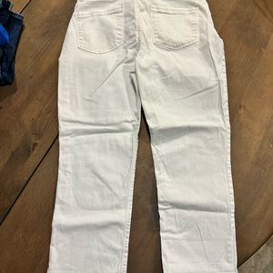 Lee Easy Fit! Size 8